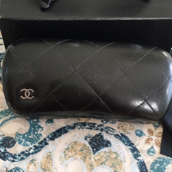 SOLD* Chanel Aviator Sunglasses - Picture 3 of 8